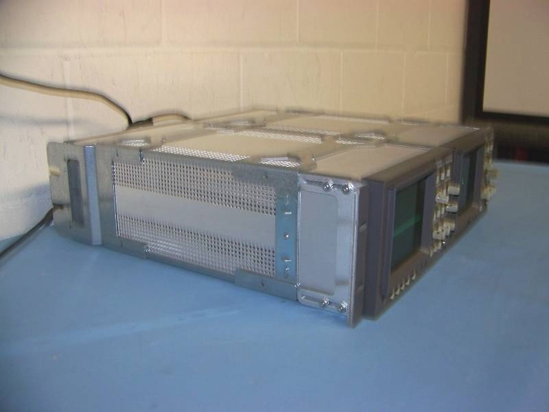lot 106 image: (1) Tektronix, Waveform Monitor and (1) Tektronix, Vector Scope