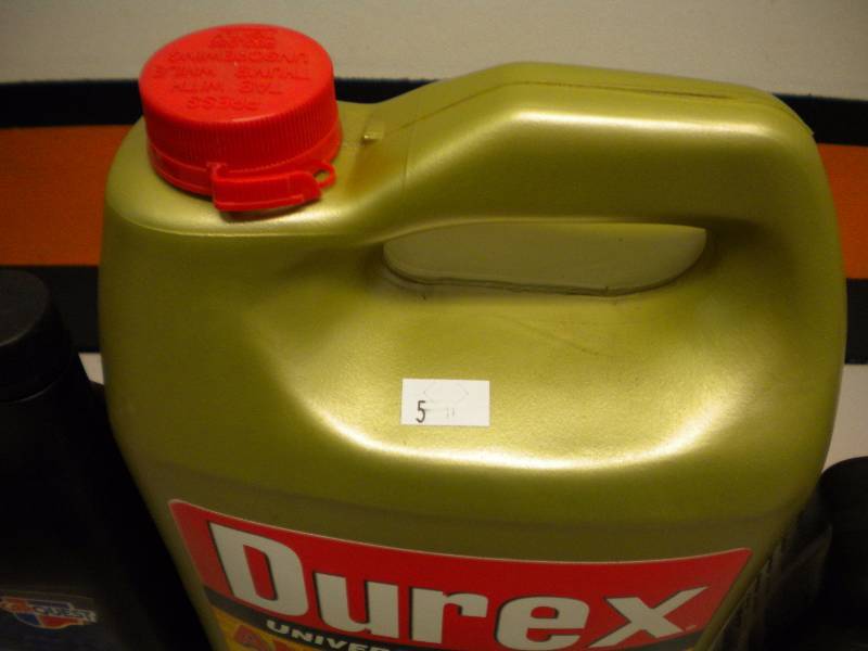 MOTOR OIL AND ANTIFREEZE