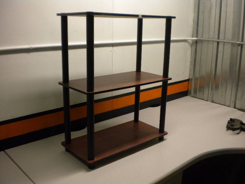 SHELF 24
