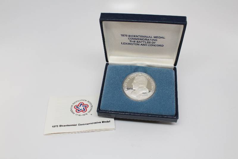 1975 Bicentennial Medal for the Battles of Lexington and Concord 90 % Silver Proof
