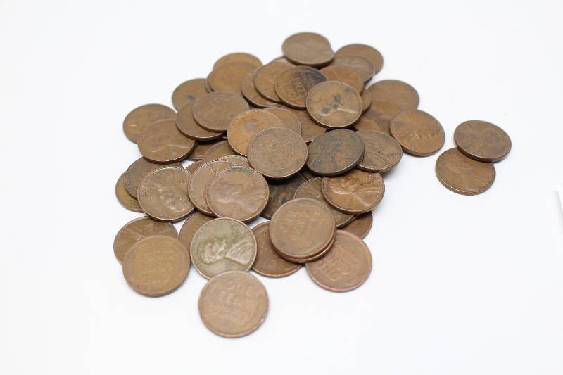 Lot of 100 Assorted Date Wheat Pennies