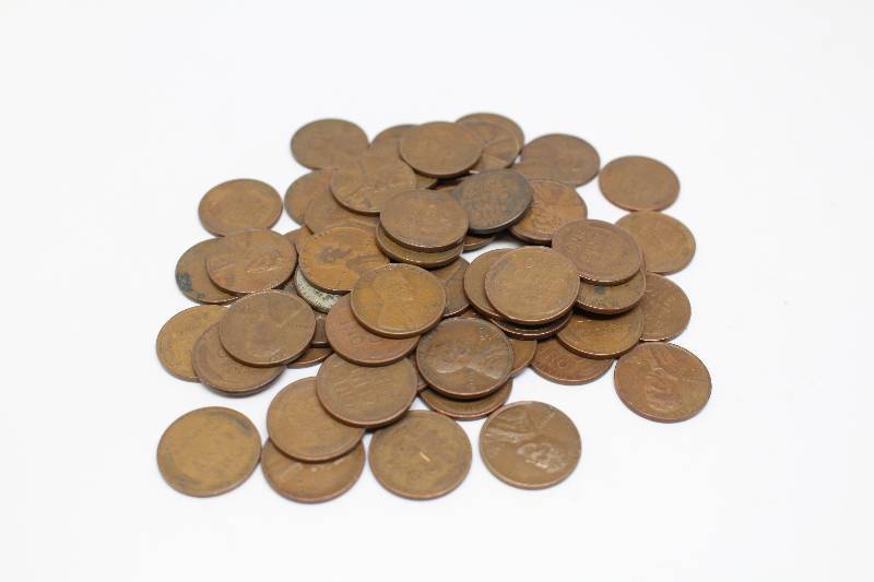 Lot of 100 Assorted Date Wheat Pennies