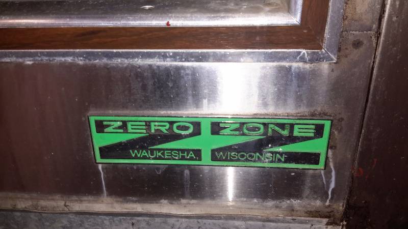 Zero Zone Freezer unit.. 4 doors.  Model  RI 4 DFR-KT    Single phase.. 220V.