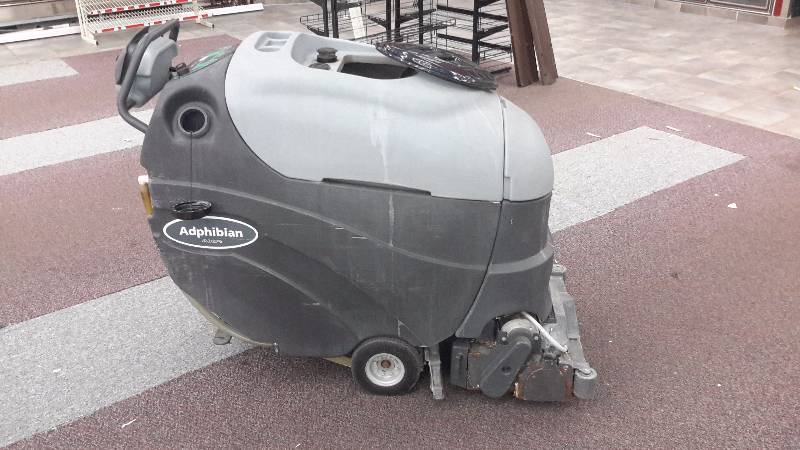 Advance, by Nilfisk Advance.. Floor Scrubber