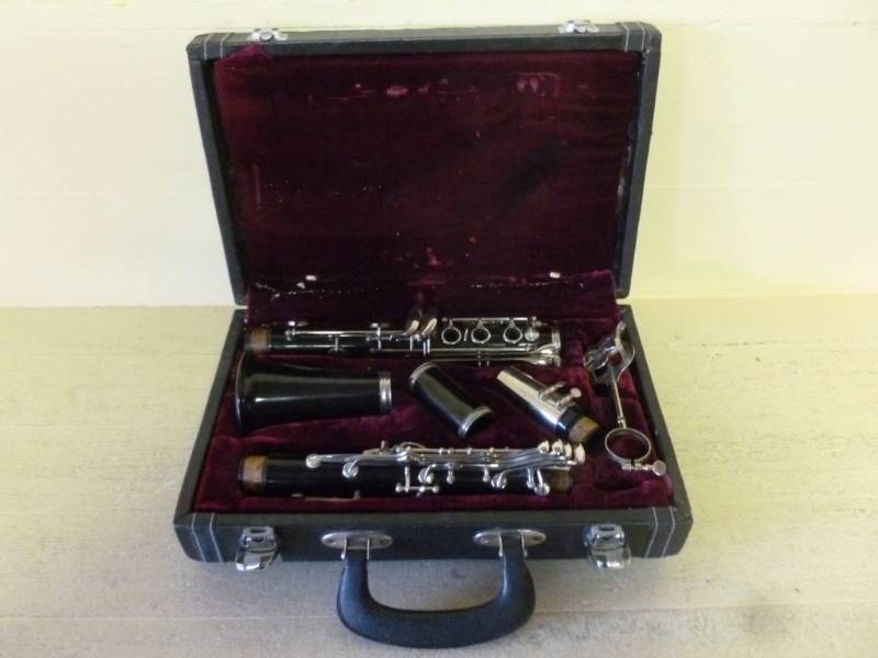 lot 3 image: Clarinet