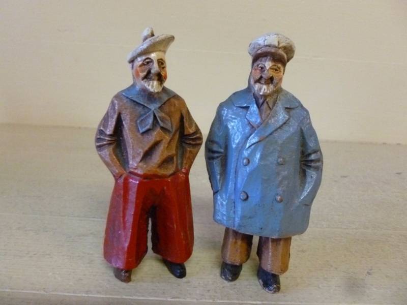 lot 18 image: Sailor Figurines