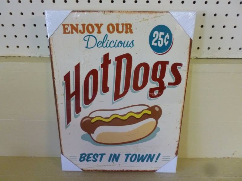 lot 34 image: Sign