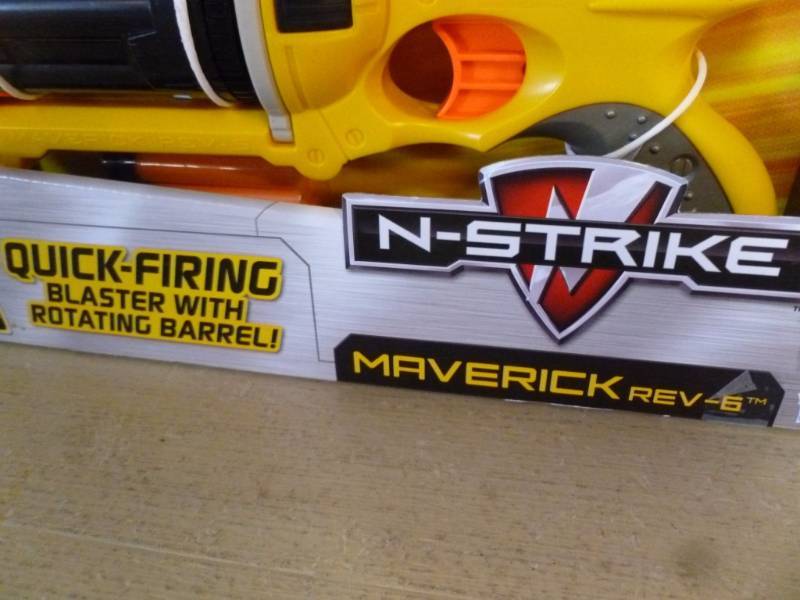 lot 49 image: Nerf Gun