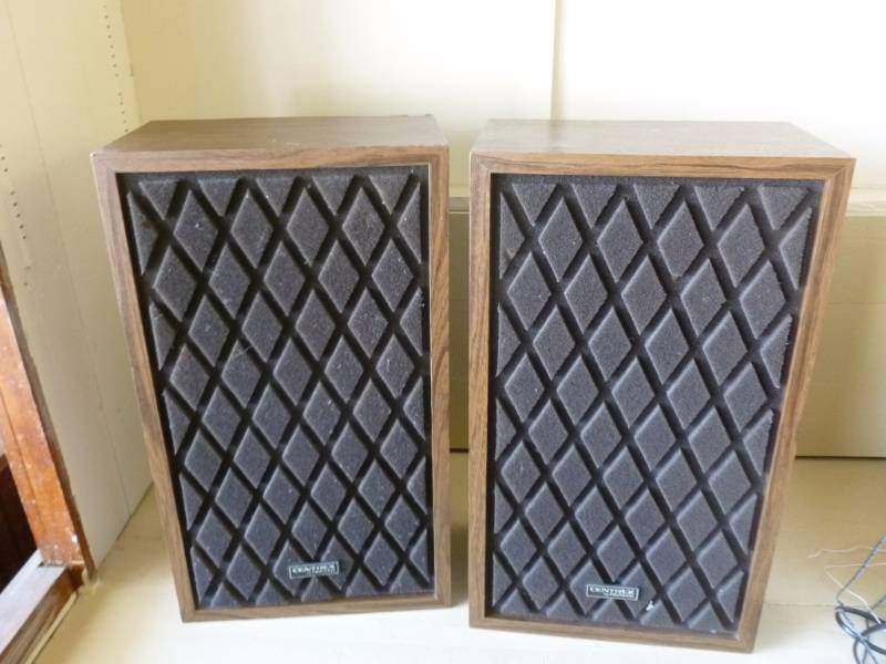 lot 96 image: Vintage Speakers