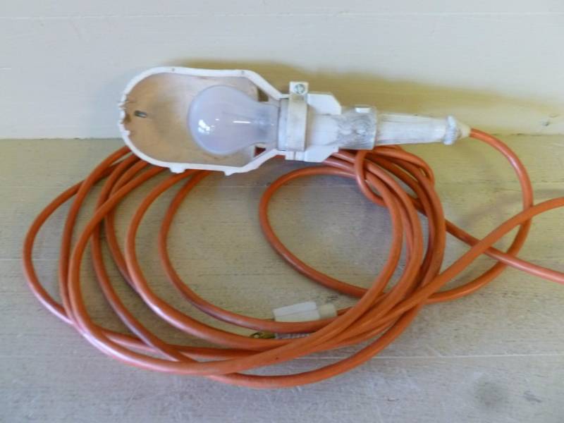 lot 137 image: Trouble Light