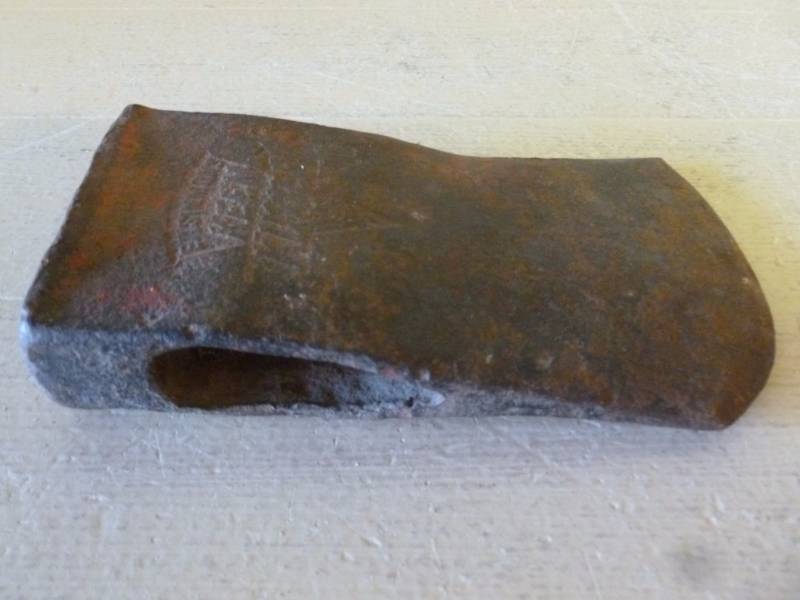 lot 142 image: Vintage Keen Kutter