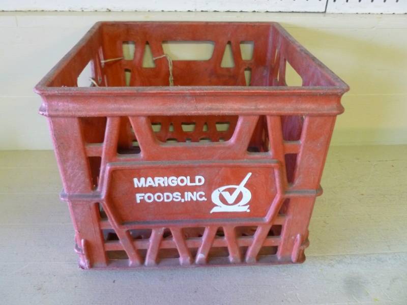 lot 158 image: Dairy Crate