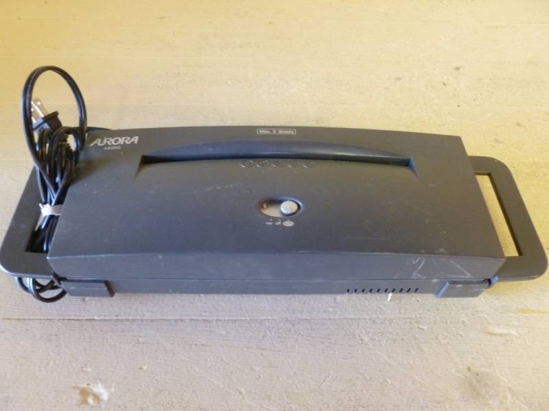 lot 171 image: Paper Shredder