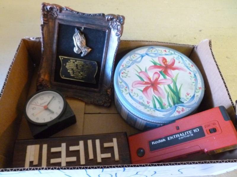 lot 172 image: Decorative