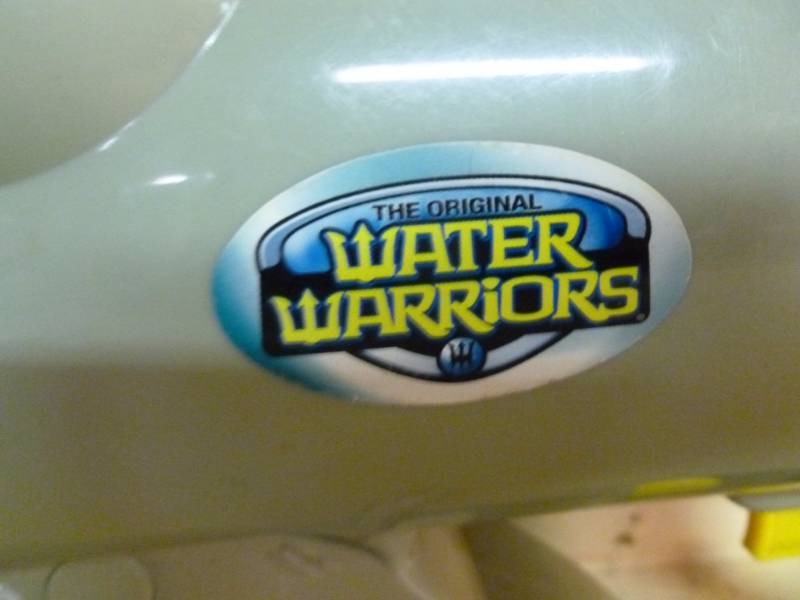 lot 190 image: Water Gun