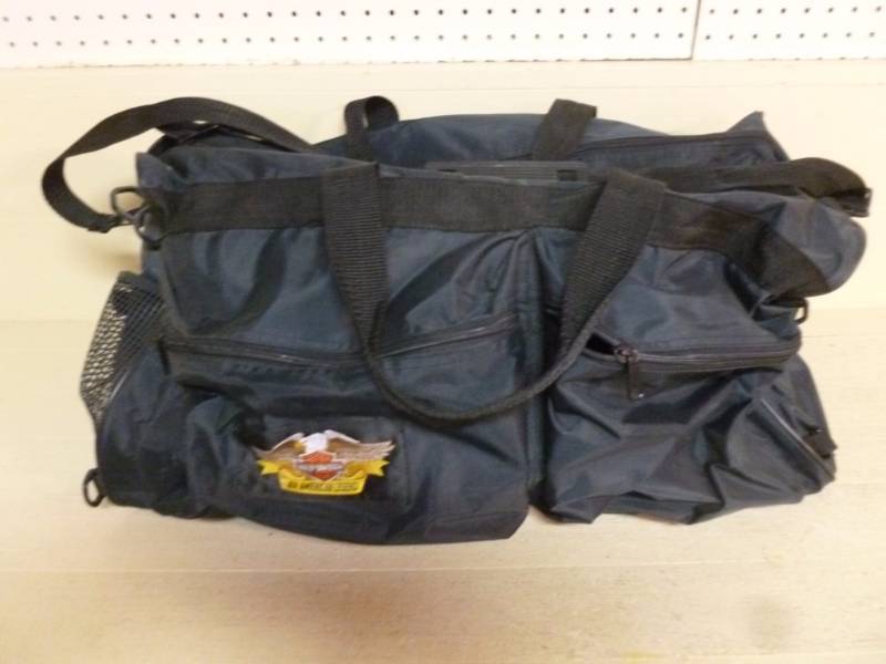lot 194 image: Harley Davidson Bag