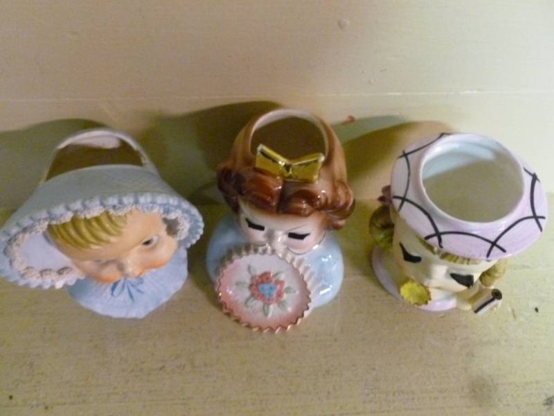 lot 242 image: Vintage Head Vase