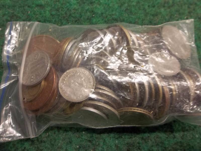Bag Lot Of 100 Foreign Coins