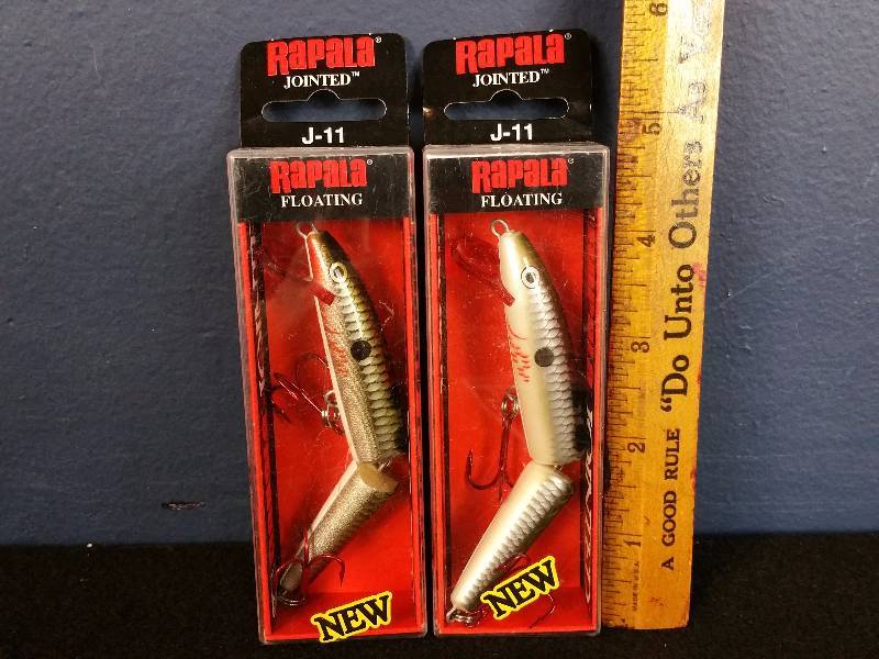 lot 73 image: Rapala Floating Jointed J-11