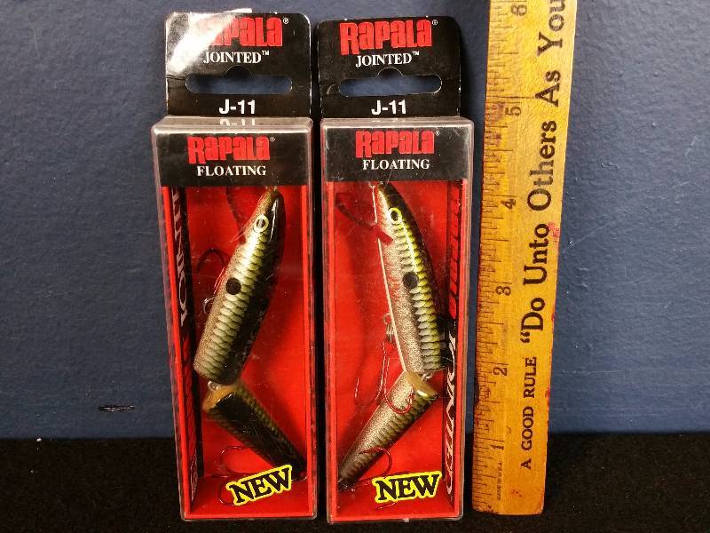 lot 75 image: Rapala Floating Jointed J-11