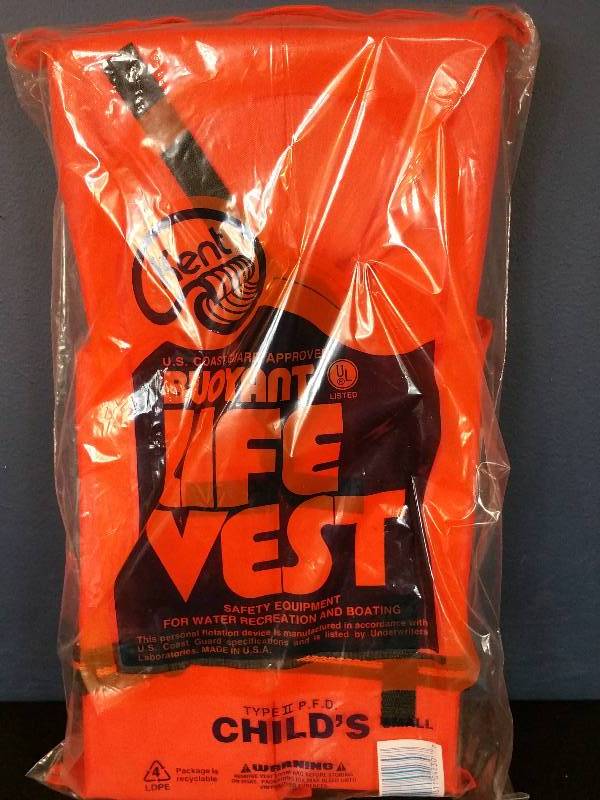 lot 172 image: Kent Childs Life Vest Small