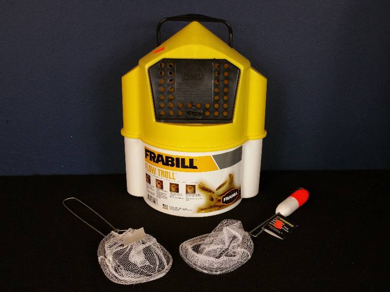 lot 181 image: Frabill Flow Troll Minnow Bucket