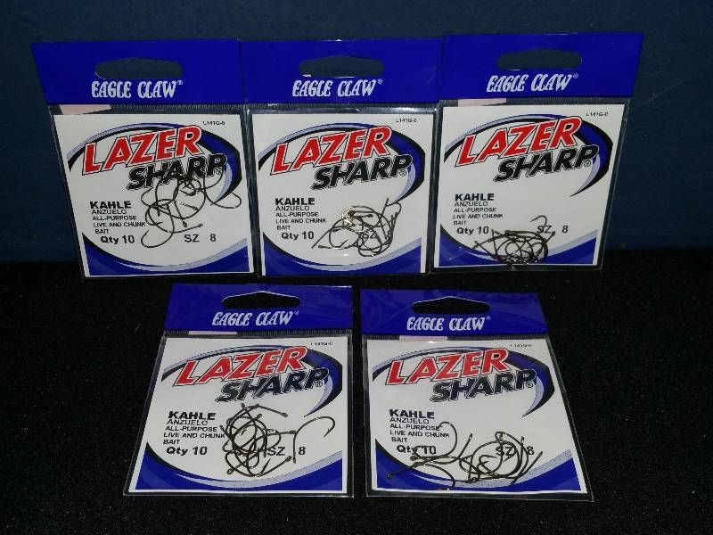 lot 305 image: Eagle Claw Lazer Sharp #8 Hooks