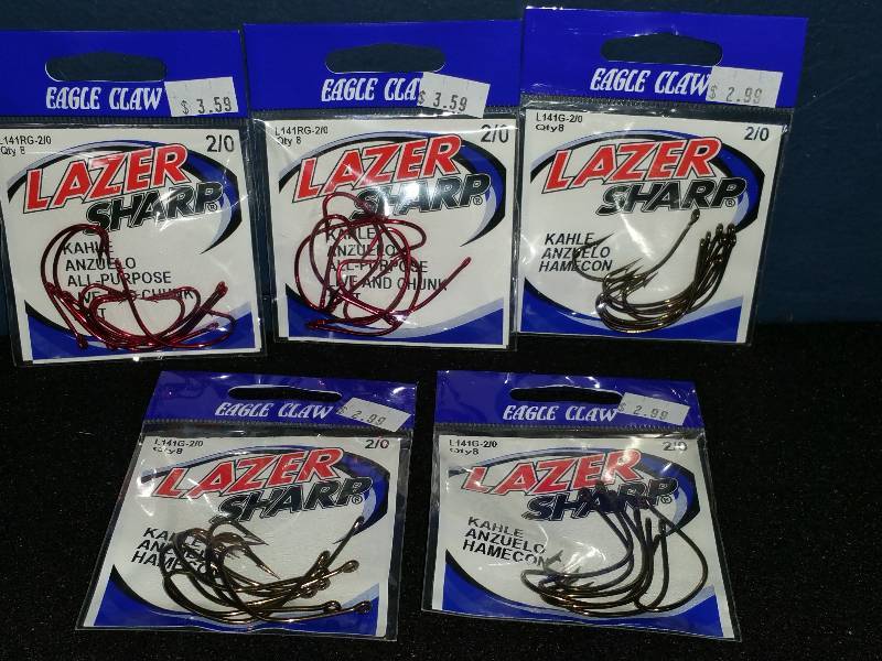 lot 319 image: Eagle Claw Lazer Sharp 20 Hooks