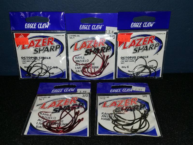 lot 321 image: Eagle Claw Lazer Sharp 30 Hooks