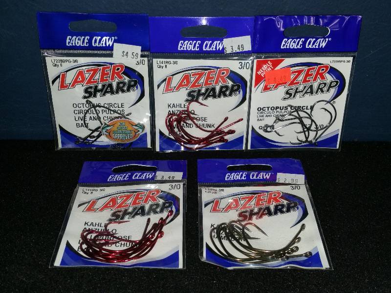 lot 322 image: Eagle Claw Lazer Sharp 30 Hooks