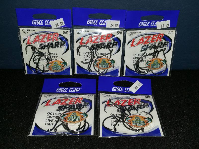 lot 323 image: Eagle Claw Lazer Sharp 50 Hooks