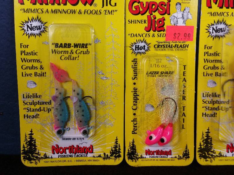 lot 242 image: Northland Mimic Minnow & Northland Jigs