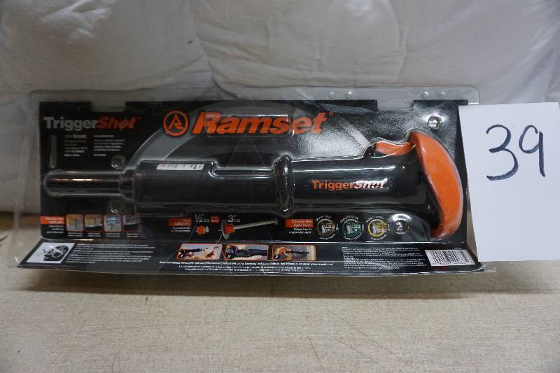lot 39 image: Ramset Trigger Shot Powder Actuated Fastener Concrete Masonary Driver