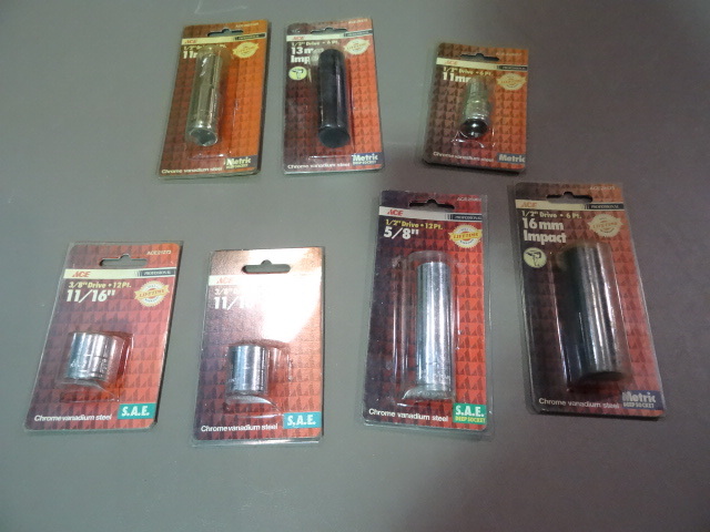 NEW Large Lot Sockets approx 10 pcs