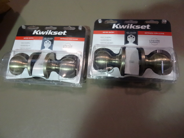 NEW Qty 2 Kwikset Keyed Locksets