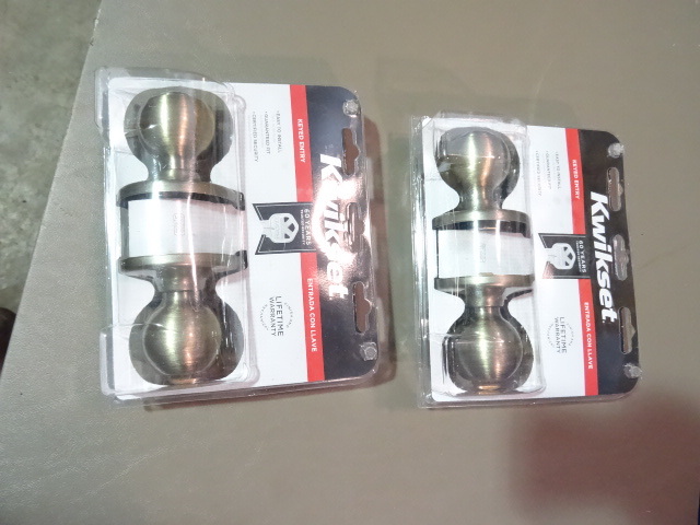 NEW Qty 2 Kwikset Keyed Locksets