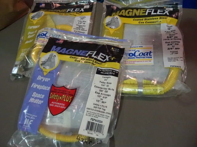 NEW Qty 3 MagneFlex Coated Stainless Steel Gas Line 24 in 3  4 in FIP to MIP Furnace Oven Range and Boiler