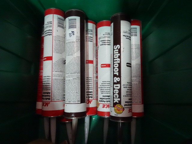 NEW Qty 8 Construction Adhesive, Lg Size Caulk Tubes 29 oz ea