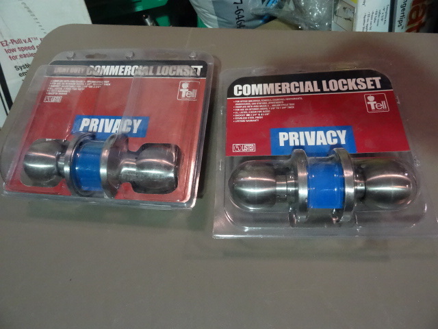 NEW Qty 2 Commercial Lockset Privacy
