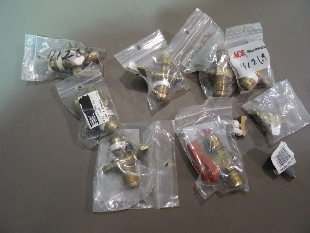 NEW Qty 8 Brass Flare Valves 1  2 in