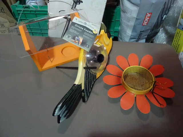 NEW Qty 3 Bird Feeders