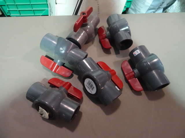 NEW Qty 6 x 1.5 in PVC Full Flow Valves
