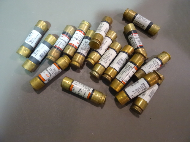 NEW approx Qty 16 Time Delay Fuses
