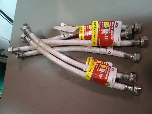 NEW Qty 6 Faucet Connector Hoses 12 in