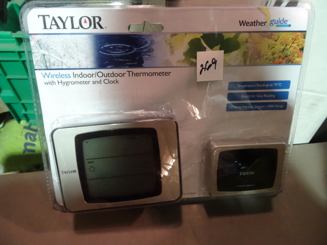 NEW Taylor Wireless IndoorOutdoor Thermometer w Hygrometer, Clock and WeatherGuide Op0en Box