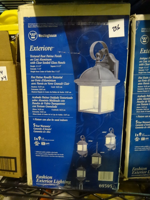 NEW Westinghouse Fashion Exterior Lighting Wall Lantern pn 69453 Antique Pewter Finish on Cast Aluminum with Seeded Glass
