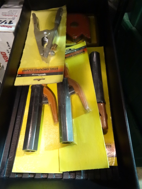 NEW Welding Lot incl. 3 x Electrode Holder, Multi purpose 90 Degree Magnet Holder, Steel Grounding Clamp