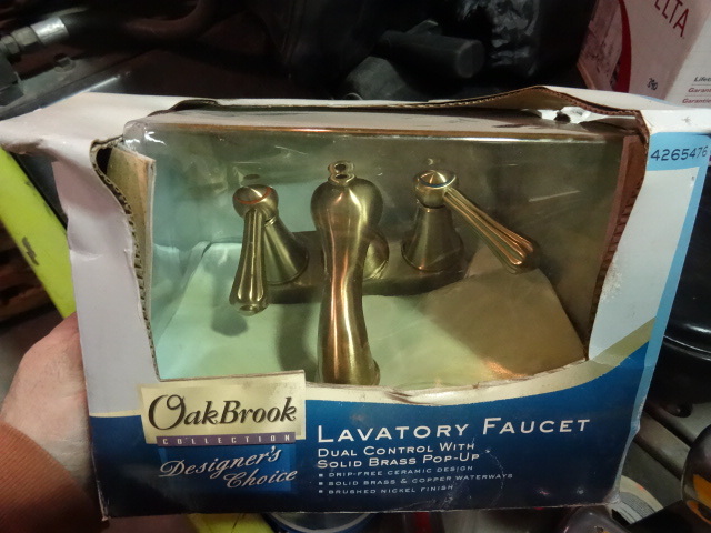 NEW Oakbrook Dual Handle Chrome Bathroom Faucet with Solid Brass PopUp Drain 4265476