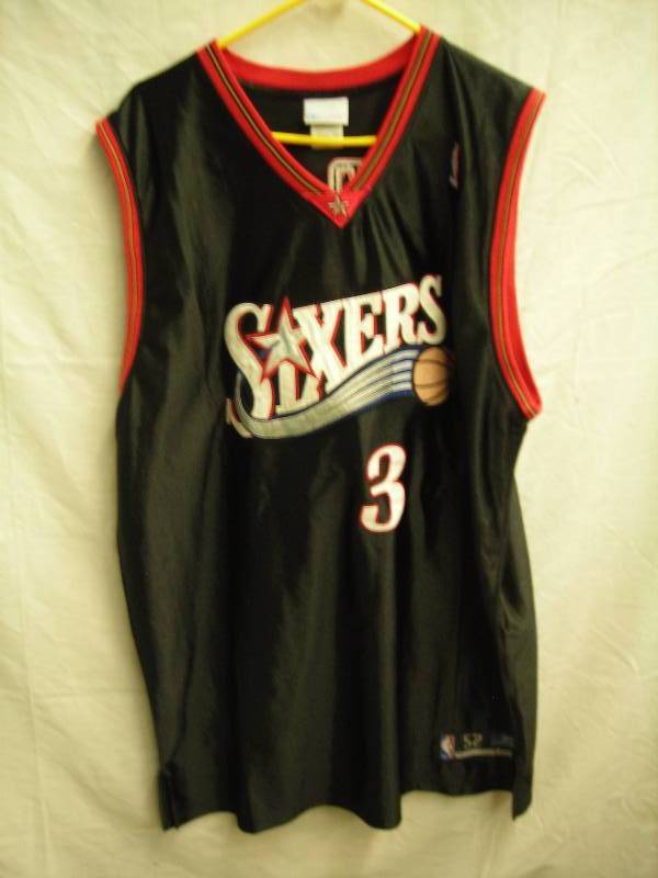 lot 3 image: Rebok Basketball Jersey #3 Sixers Iverson Size 52