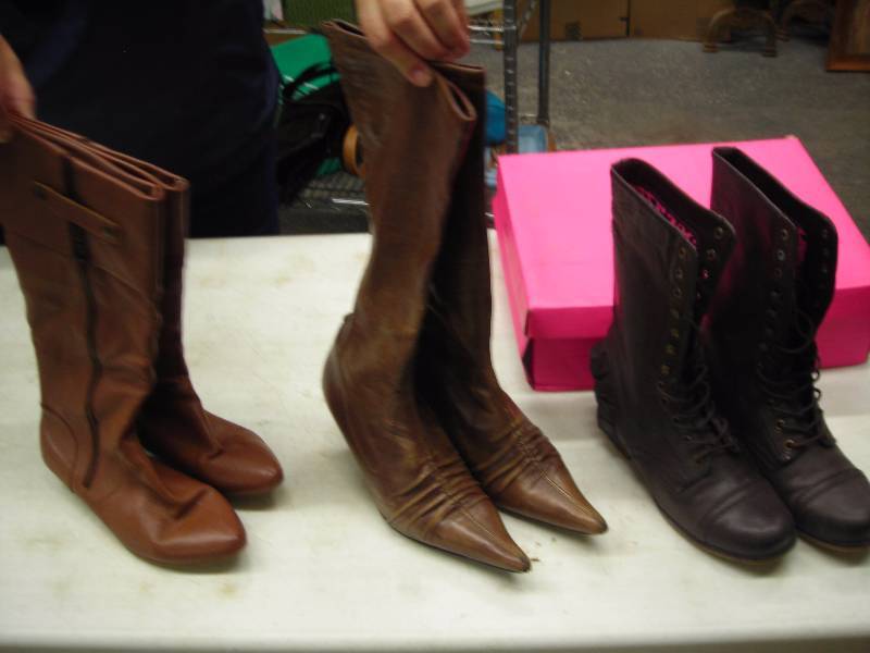 lot 23 image: 3 Pair Fashion Boots Size 6 12- 7